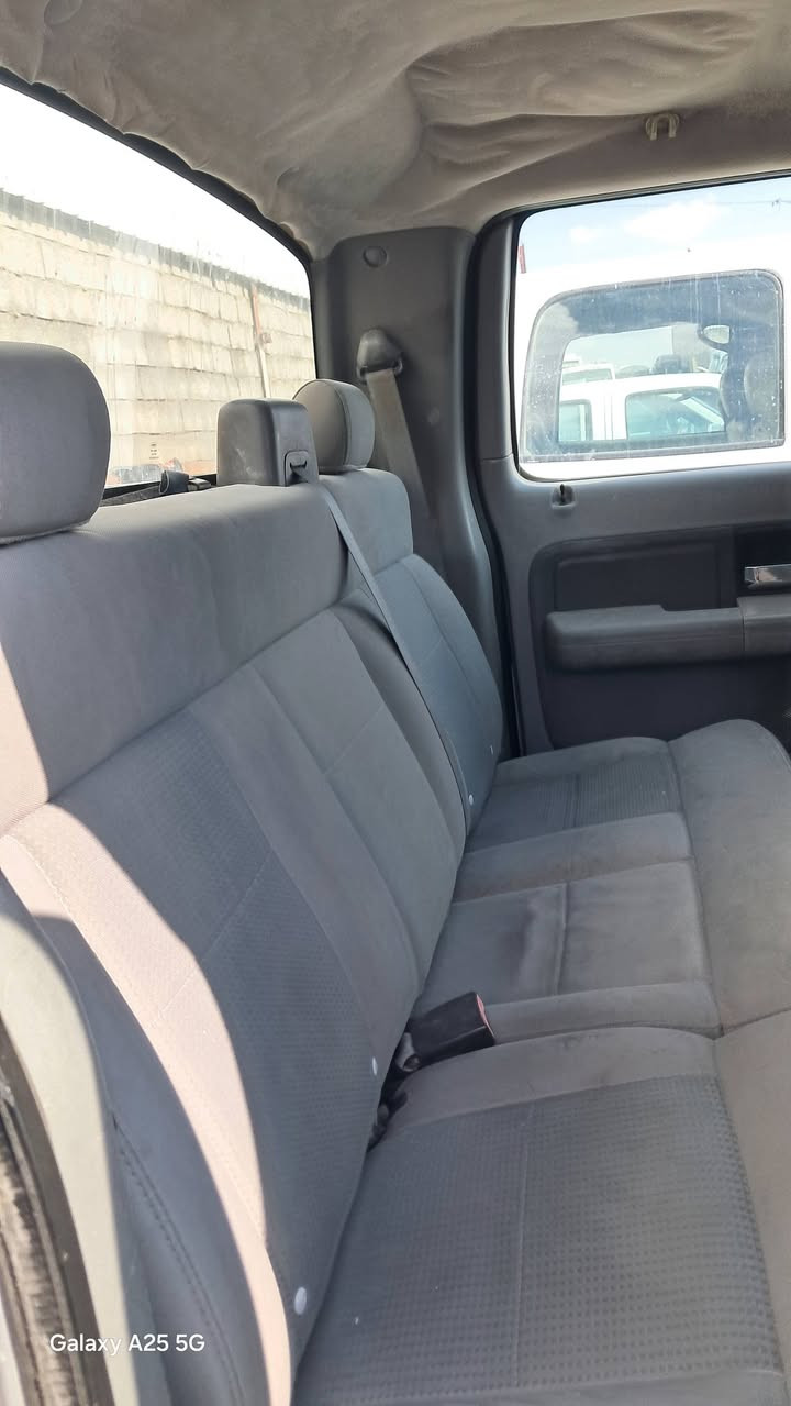 السلام عليكم فورد ١٥٠ للبيع مال مزاد سعره ٦٠ ورقه مجال قليل عنوان بغداد هاتف***********
