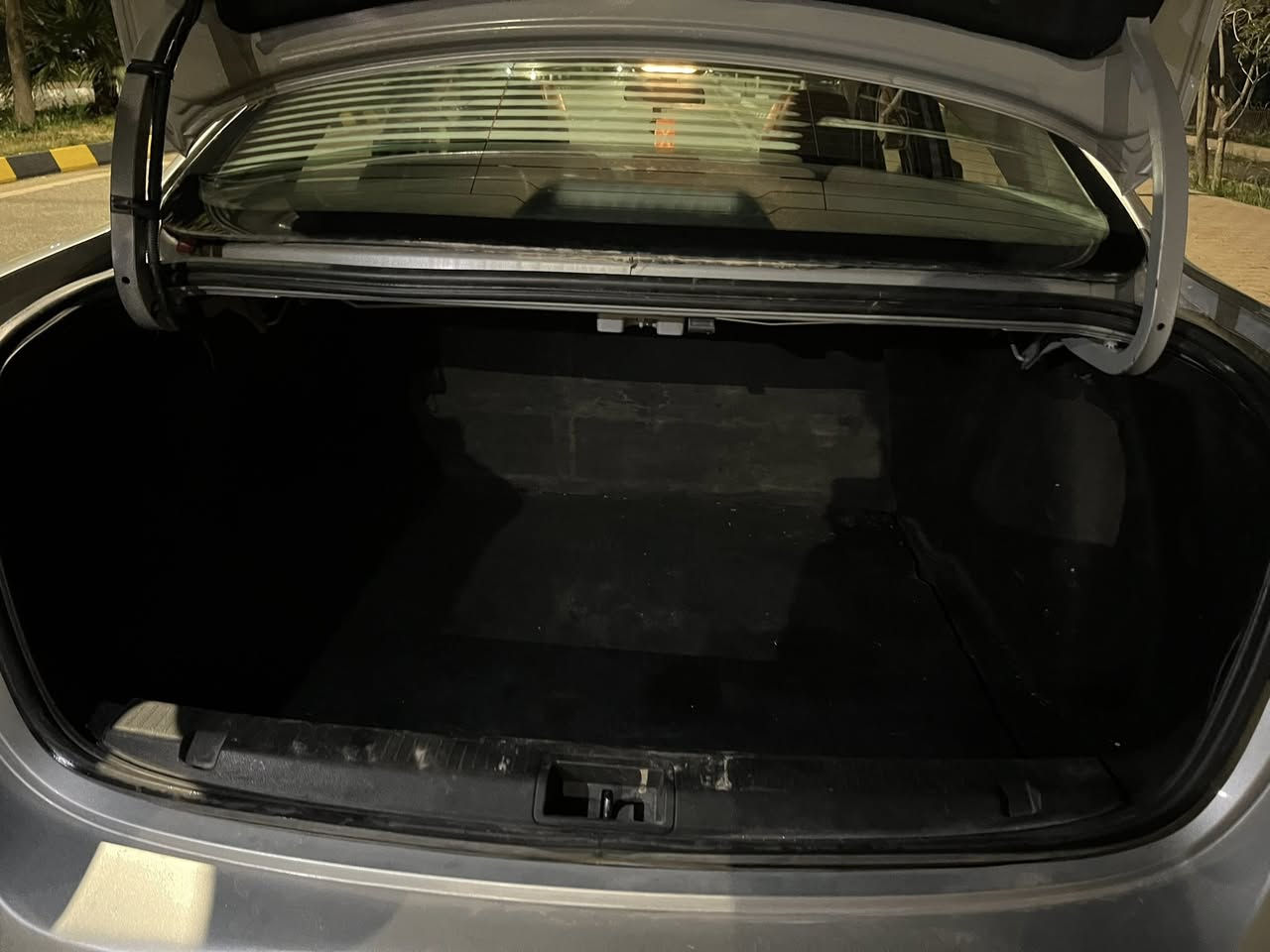 سامسۆنگ بڕاوە دوبەی🇦🇪
سەیارە / سامسۆنگ ٢٠٠٩ مۆدێل تازە

مەحەرک / سێنترا

گێڕ / ئۆتۆماتیک SVT

ڕەنگ / سلڤەر

کوشن / جلد + هیتەر

سوکان / تەحەکم + ڤۆڵیۆم

ناو دەشپول / هەمووی ئەلکترۆنی

شاشە + کامێرای دواوە

حەساسیشی هەیە بەڵام لە کار کەوتووە

پڕ لە مواسەفاتە

ئاوێنە ئۆتۆ داخستن لە کاتی قوفل کردنی سەیارە + کارەبایی

سەدری پێش و پاش تەقەو ڕەقەی هەر هەمووی بەشەرت دەبڵ تازە گیانی لۆکە 
دوو سویچی بیلادی خۆی لەگەڵە (ئیحتیات)
مەحەرک و گێڕی هەمووی بە شەرت لۆک و پاک

ئاوی بیلادی شەریکەی تیایە هیچ نەقس ناکات

نرخ ٤٧ گەڵاو و مەجالێکی برایانە🖤

واتساب + موبایل / ***********
