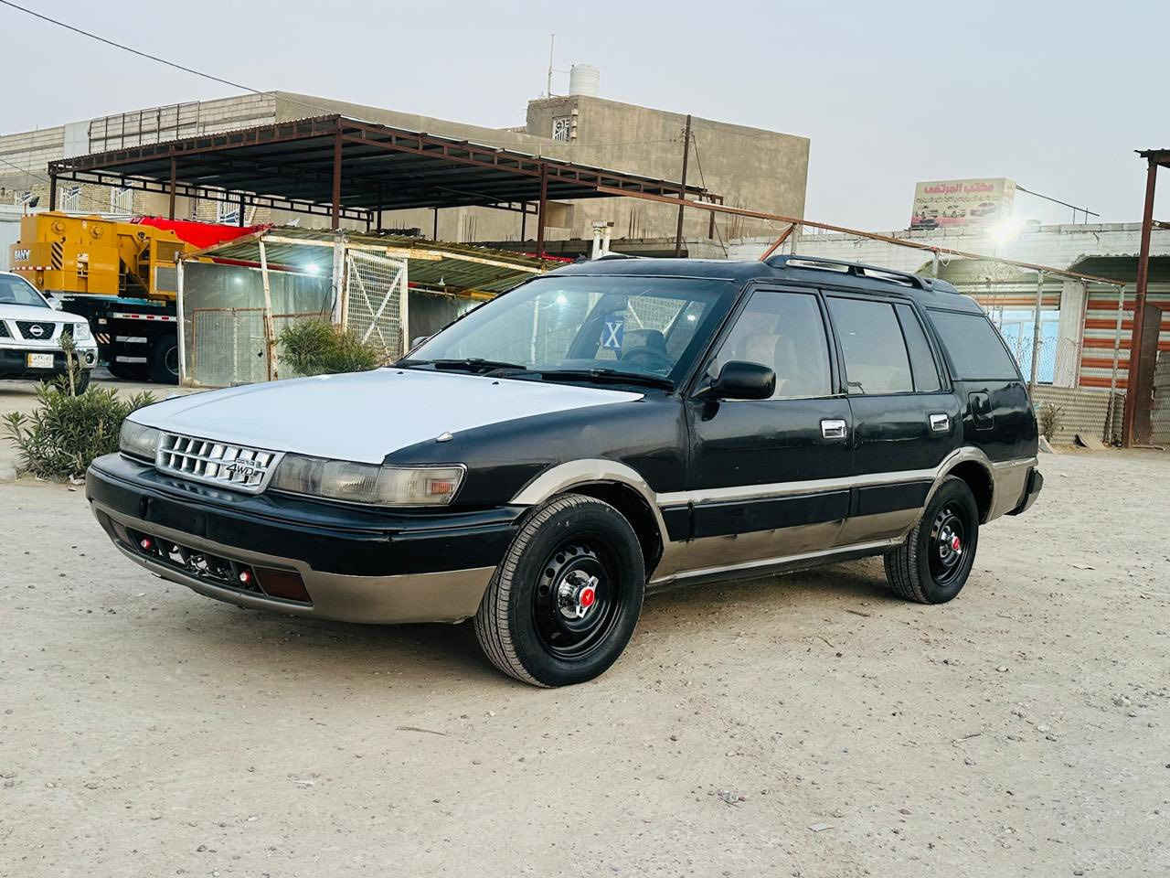 اللهم صل على محمد وال محمد السلام عليكم ورحمه الله وبركاته  كورله ستيشن مديل ١٩٩٣ رقم بصره مكفوله كص ونقل مكينه وكير مكفولات تخم تاير جديد ارضيه جلد تنته شغاله السعر ٣٣ العنوان بصره قضاء المدينه ***********
