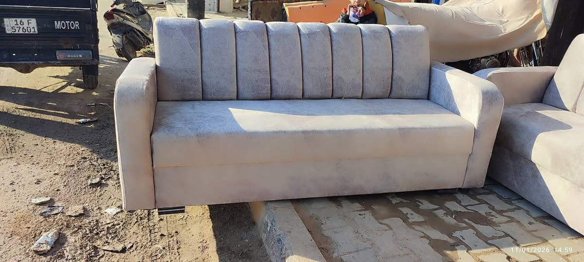 دوشمة سلام حسن .. ديوانيه قضاء عفك حي الحسين . سابقا 
حي  ديان . مقابيل مكينة جعافر .  
لعمل دوشمة تخامه وداوين تسكام حسب طلب والمتر .  
كذلك دوشمة القديم ورجاعه جديد مع تصليح اضرار تخامه . 
الاستفسار اكثر اتصال على الرقم 
*********** او واتساب
