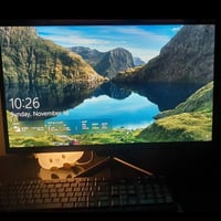 متوفّرة عندي حاسبة جديده  ماركة Up كارتون شاشة + كيس داخلي (All in One...