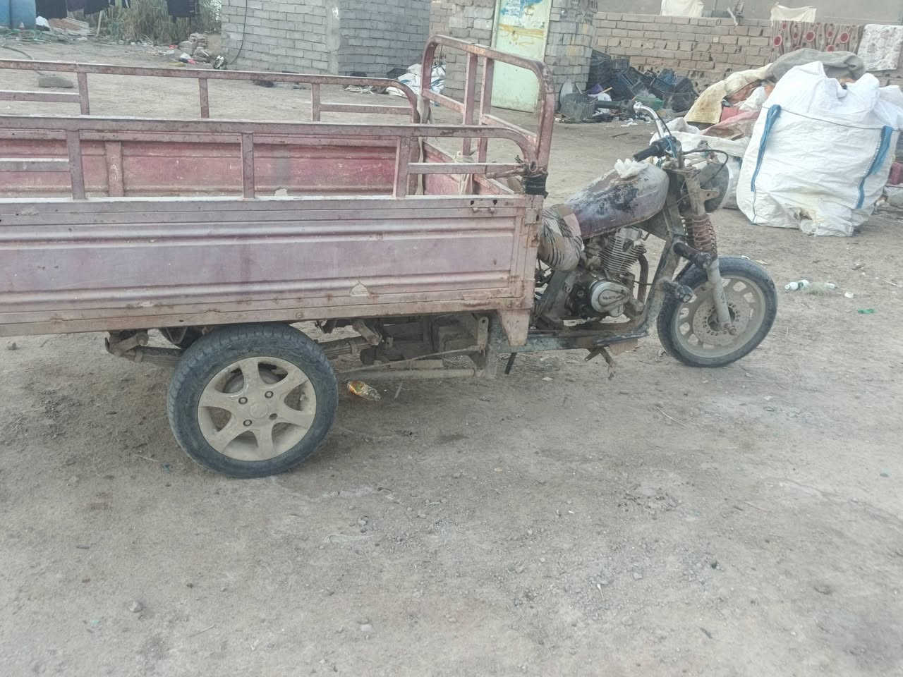 سلام عليكم ستوته فرس 
مكينه مفتوحه مره واحده. 
سعر 400وبيها مجال قليل كلش 
المكان البصره قضاء المدينه الخاص 
***********
