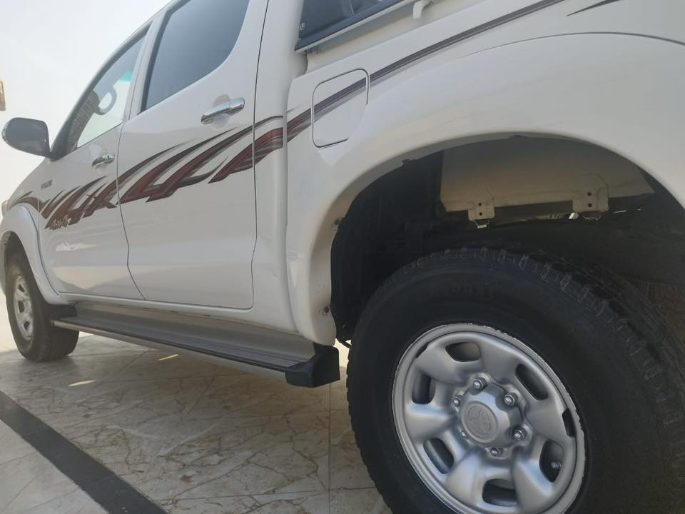 السلام عليكم 👋🏻
بيكم هايلكس فور ويل رقم واسط الجديد

انكليزي باسمي

سياره كفاله 

كير عادي كازززز 

موديل 2014 

السعر 185 بيه مجال قليل

العنوان البصره - سفوان 

0786 611 5811
