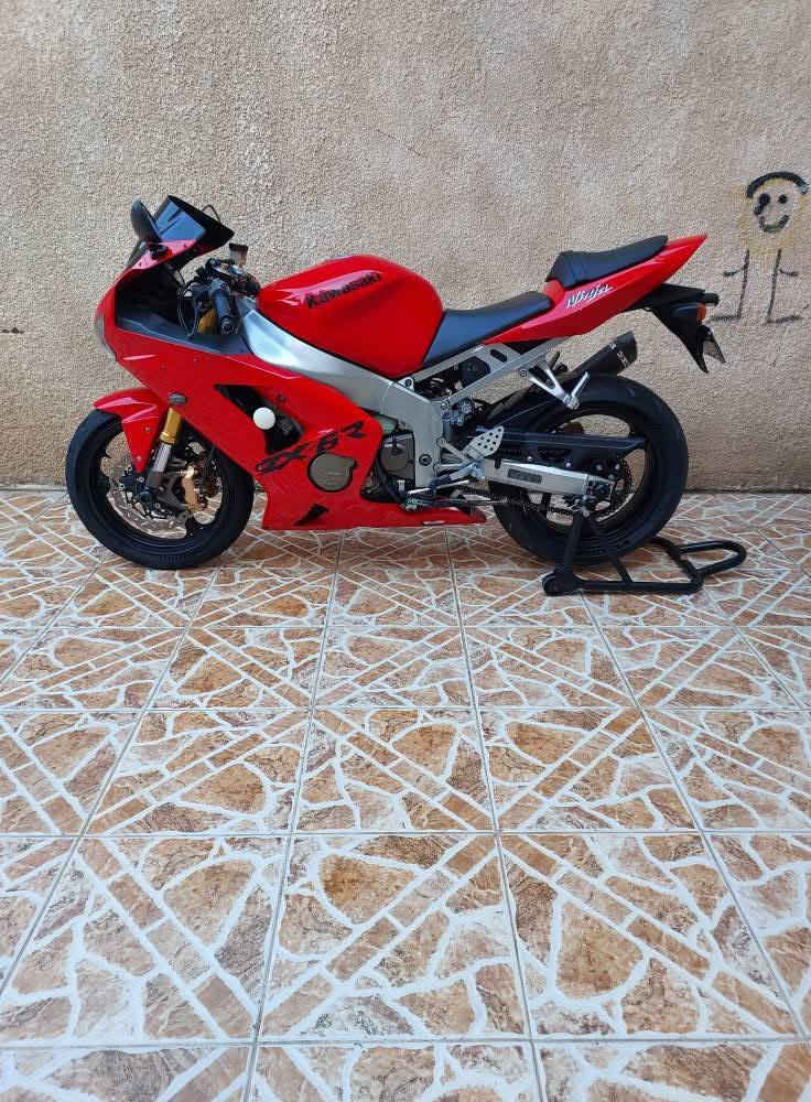 السلام عليكم شباب
دراجه كاوسكي البيع 636 مديل 2004 

دراجه رقم والسنويه بسمي

 رقمها مميز بغداد

تحويل ثاني يوم 

ماشيه 19الف 

دراجه مكفوله كفاله عامه 

عليه اهواي غراض

المكان ديالى الخالص 

شراي ينتصال عله هذه الرقم ***********
