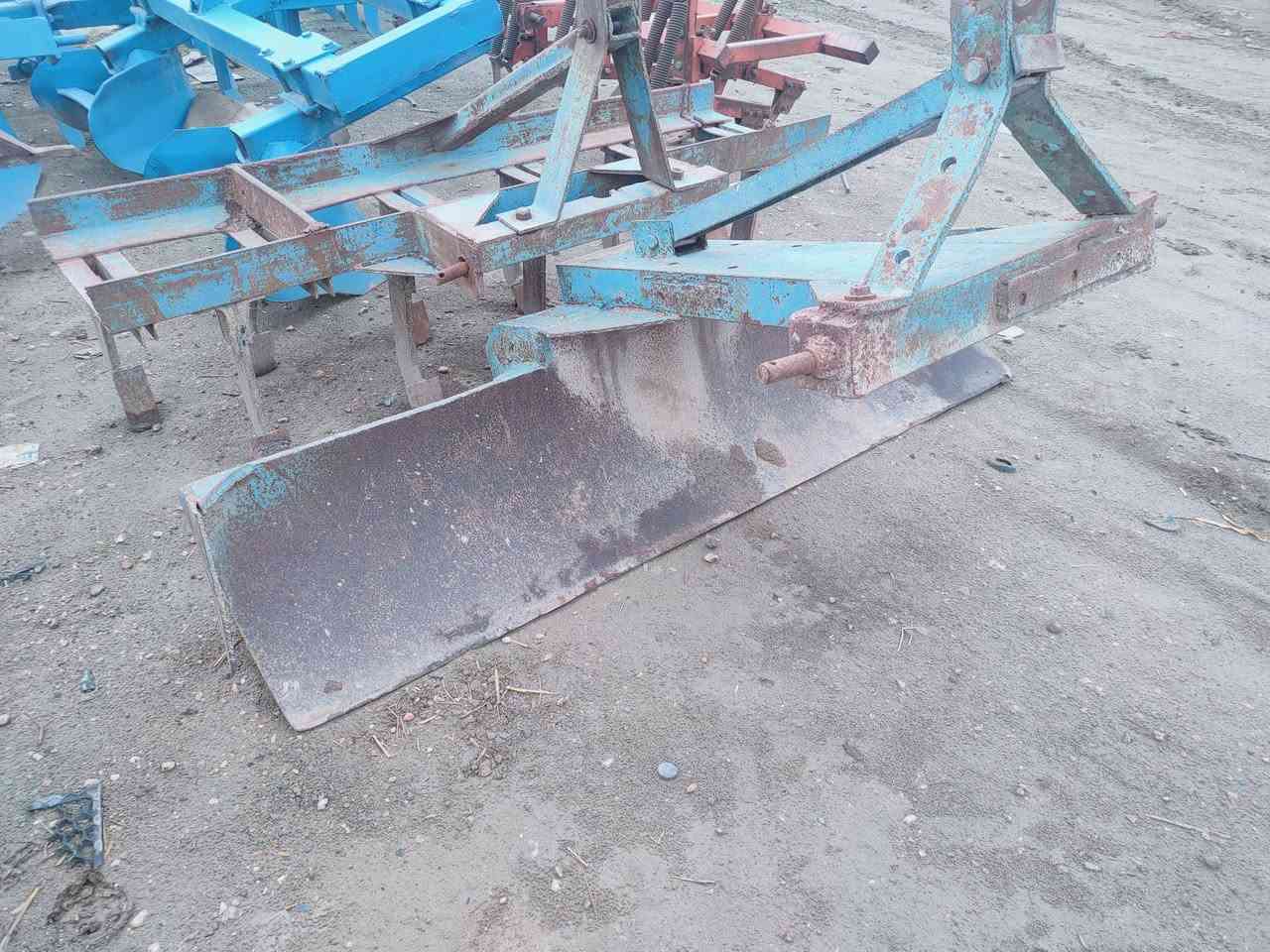 للبيع معدات زراعيه أي شي تحتاج اتصل وتدلل مكاني بابل أسكندريه ***********
