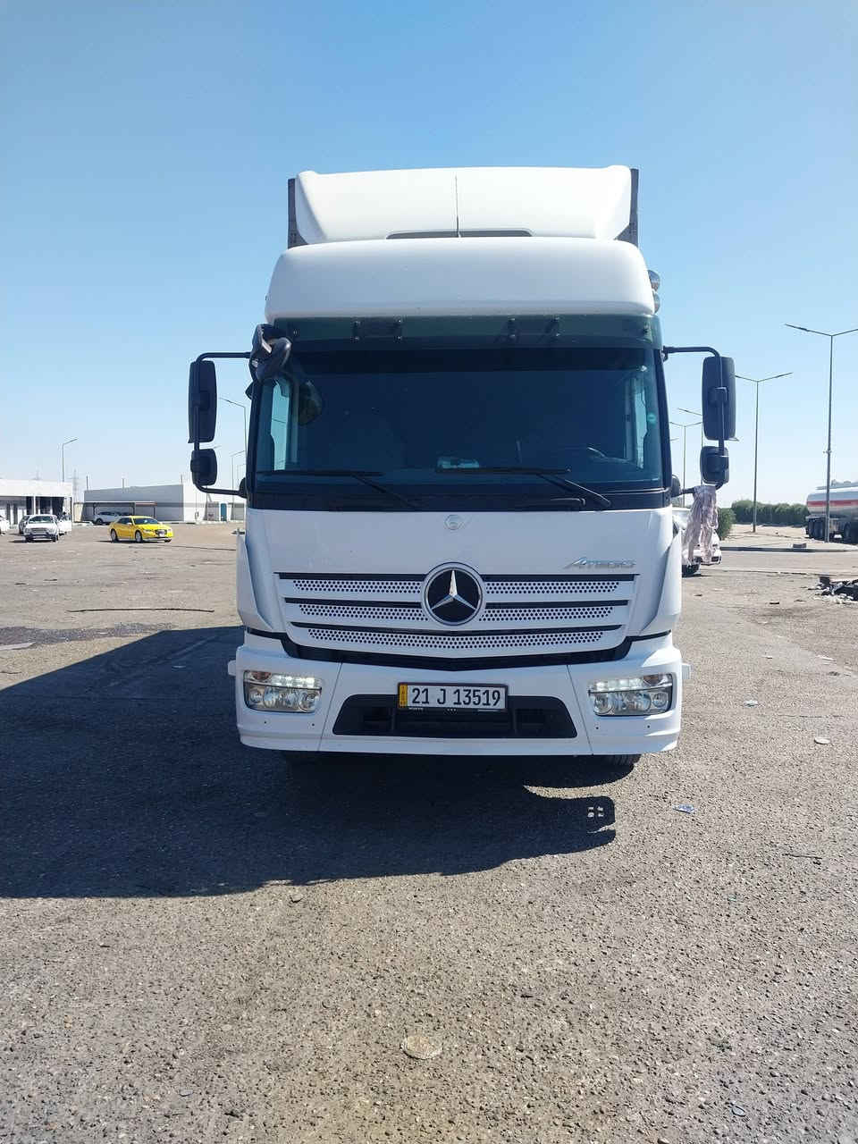 أللهم صل على محمد وال محمد
اتيكو وحش للبيع فقط دبل قماره دبل مناميه فوول مواصفات موديل ٢٠١٥ حجم ١٢٢٤ كير عادي ٦ نمر سياره جديده 
ماشيه ٦٠٠كم
سبرنك امامي 
جوبلس خلفي 
تخم تاير 
ويلات كروم
قفل اكسل 
هاف طكتين 
تحجيره
جام كهرباء 
تبريد بلادي 
صوبه
سنتر لوك 
كامره امامي خلفي
تانكيات كاز ٤٠٠ لتر
صناديك عدد ٢
طول البدي ٧٣٠سم 
الشراي يخابر مكان السياره بغداد الزعفرانيه 
*********** / ***********
