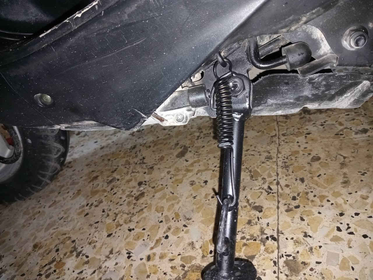 اكزز ياباني استان حساس كهربائي سعر نص قيمتها ٧٥٠ دراجه لوك نضيفه بلاديه معدل وشلعه مكينه. خرسه مكان بغداد الحريه رقم ***********
