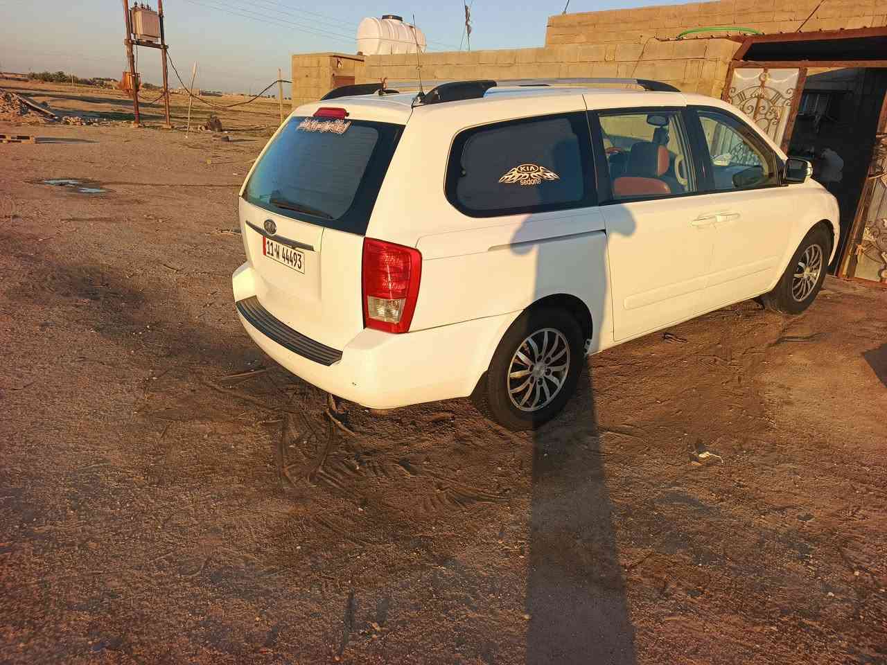 سلام عليكم سياره سيدونا وارد امريكي ضربه صندوق فقط والباقي سونار موديل 2012تبريري 3قطع حداديه جديده سياره جاهز على اخر حبه البيبان كهربائية ***********/***********بيع مستعجل خوان بسبب الوعود الكاذبه اعيد النشر
