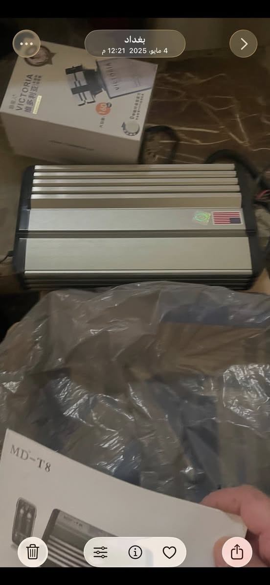 السلام عليكم
صافره اصليه اخر اصدار  ريونت مع تحم ستيرن
مع سماعتين 
وتكدر تربط 4 
سعر 300 الف 
بالسوك ب 500
جديده غير مستعمله
***********
