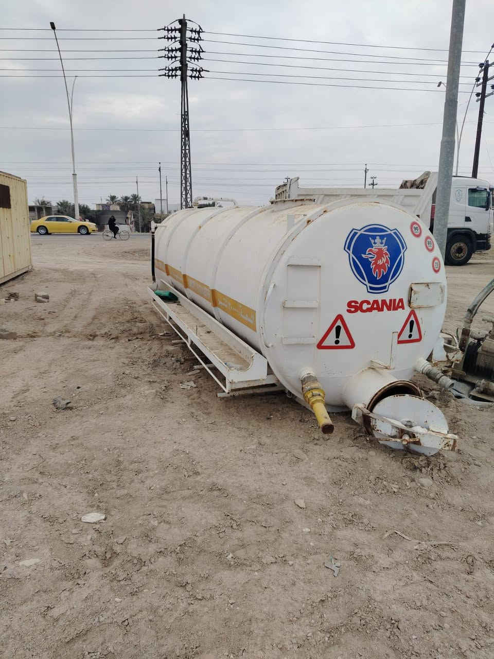 سلام عليكم تانكي وماطور للبيع تانكي نضيف وماطور شرط شغل كامل هوا ومحولتة وقاعدة مكان بصرة سعر (40).   ***********
