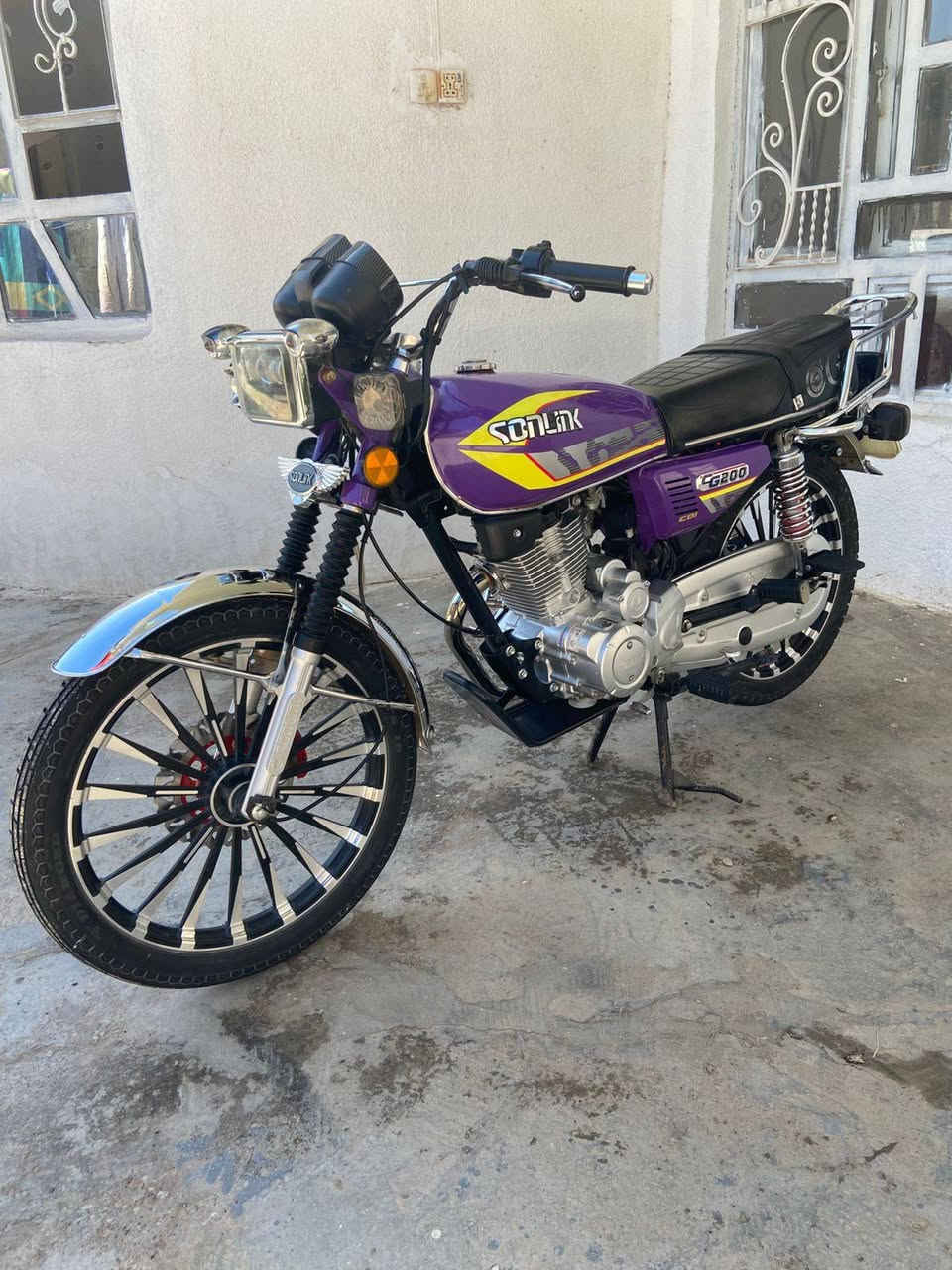 دراجه سيفان للبيع مديل25 نضافه فول أي نقص مابيهه كله شغال السعر خاص المكان ديالئ دلي  عباس ***********
