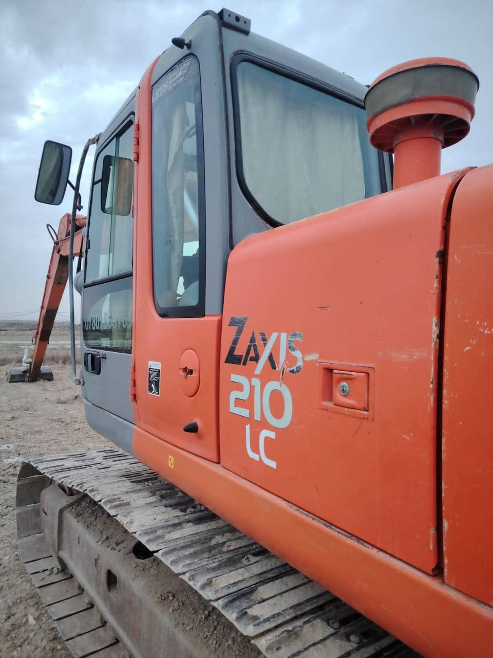 لبيع زت جب طويل 2006/16/اصل/ مكفوله كفاله عامه/ من محرك /بم كاز/ مضخه /كله علا وضع الشركه / حداديه فول /تبريد شغال /كهربائية كله شغاله/ رقم ذي قار ألماني/ سنويه مجدد 29  بسمي/لستفسار/***********
