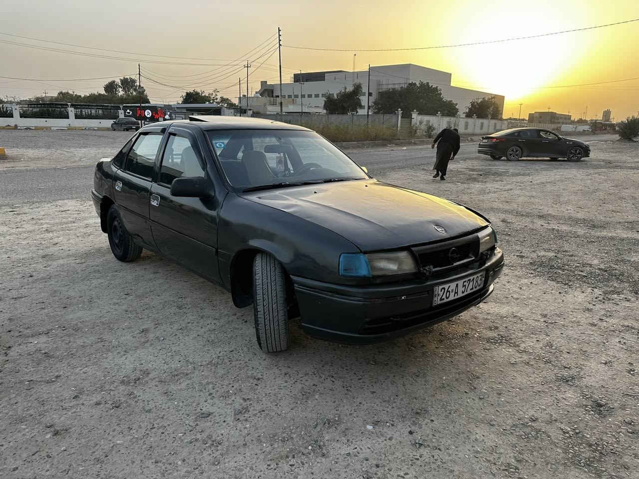 فكترا 93
1600
رقم أنكليزي  جديد
مكينه وكير  جديد 
صدر مضبوط 
بييه صبغ 
السعر 31
لاستفسار ***********
