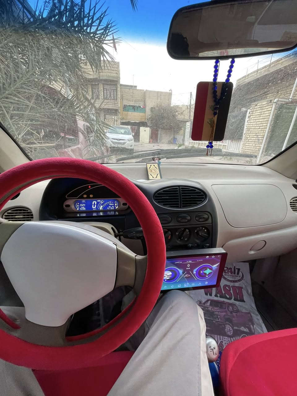 السلام عليكم شيري كيو كيو 2011 كير اوتو نضيفة ومكفولة وجاهزة مدوشمة جديد وشاشة جديدة سيارة مال بنية كلش نضيفة بيها بس الضربه الي بجاملغ وممشاها قليل كدامكم ماشيه 46 الف رايديها ب 40 وبيها مجال بسيط مكانها بغداد الدولعي


**إذا كنت صاحب هذا الإعلان وتريد حذفه لأي سبب، رجاءا أرسل رسالة إلى الدعم الفني**