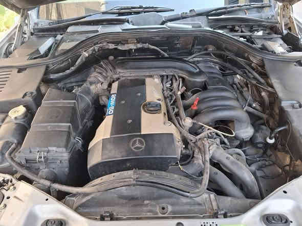 للبيع بدون مراوس مرسيدس شبح w 140 موديل 96 محرك خراطيم S 320 كير D 4 خمس نمر داخل جلد رصاصي كشنات كهرباء ستيرن كهرباء أبواب والصندوق شفط سلايت روف جام مصبوغة عام رقم بغداد أنكليزي السعر 88 $ ورقة وبيها مجال  مكان بغداد الطوبجي ***********
