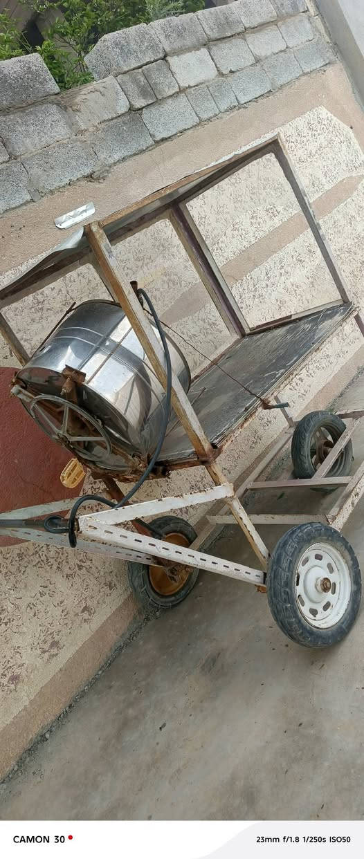 للبيع عربانه مناقصهه شيء
***********
