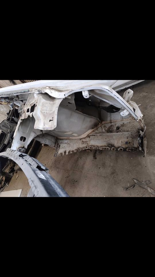 سلام عليكم جاملغ النتره موديل 20 خلفي صوب اليمنه 
ابيض خليجي وكصته كلش حلوه لبيع اشراي يتصل 
***********
