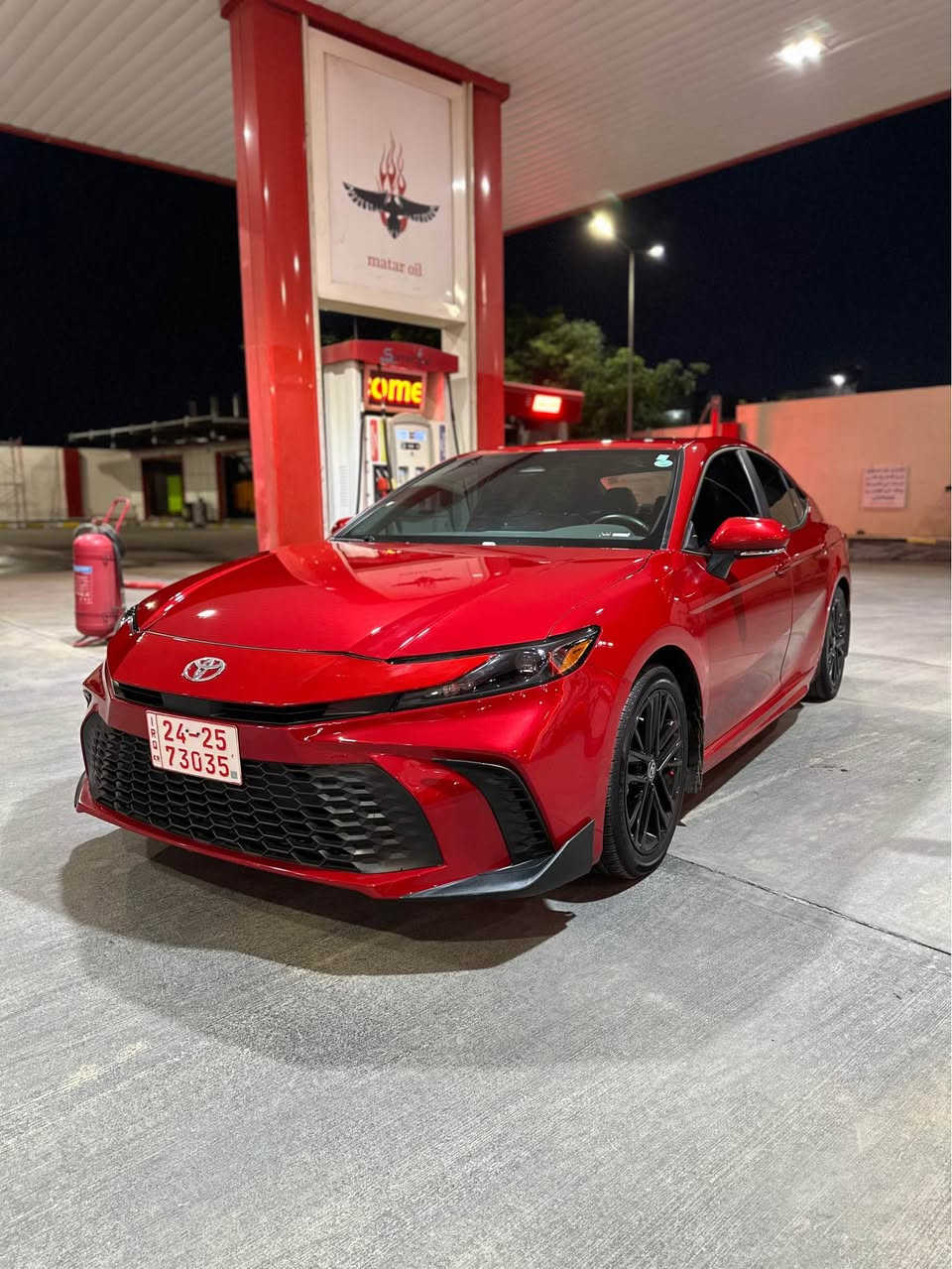 🔴 كامري موديل 2025👉
لون مميز لون 🍒 🍒
مواصفات SE pls 
سقف فتحه 
ماشية السياره 44 كيلو متر
رقم كاتي … يترقم اربيل سلميانية دهوك
كشن هيتر و استيرن هيتر 
كشن جلد و شامو
شحن وايرليس و تايب سي
شاشه جبيره
رادار
نقطة عمياء
حساسات جوانب
مرايا هيتر
حساسات خلفية
تحكم استيرن
➖ضرر السياره فقط جامرلغ طرف سايق مبدل مع ربع بونيد صبغ
بدون دواخل و ايرباكات كله سليم

📞رقم موبايل ***********
📍مكان السياره كركوك كركوك, العراق
