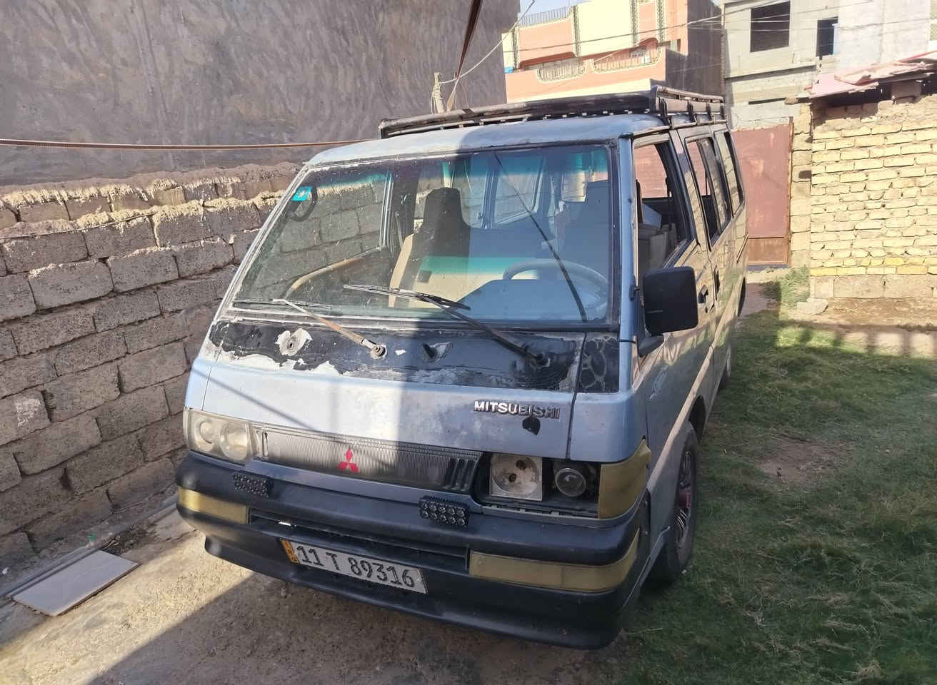 باص فان حمل رقم بغداد انكليزي بأسمي سنوية لغاية 2030 سيارة مكفولة كير ومكينة بلادي تخم تايرات حدادية صدر جديد العنوان ديالى للاستفسار ***********
