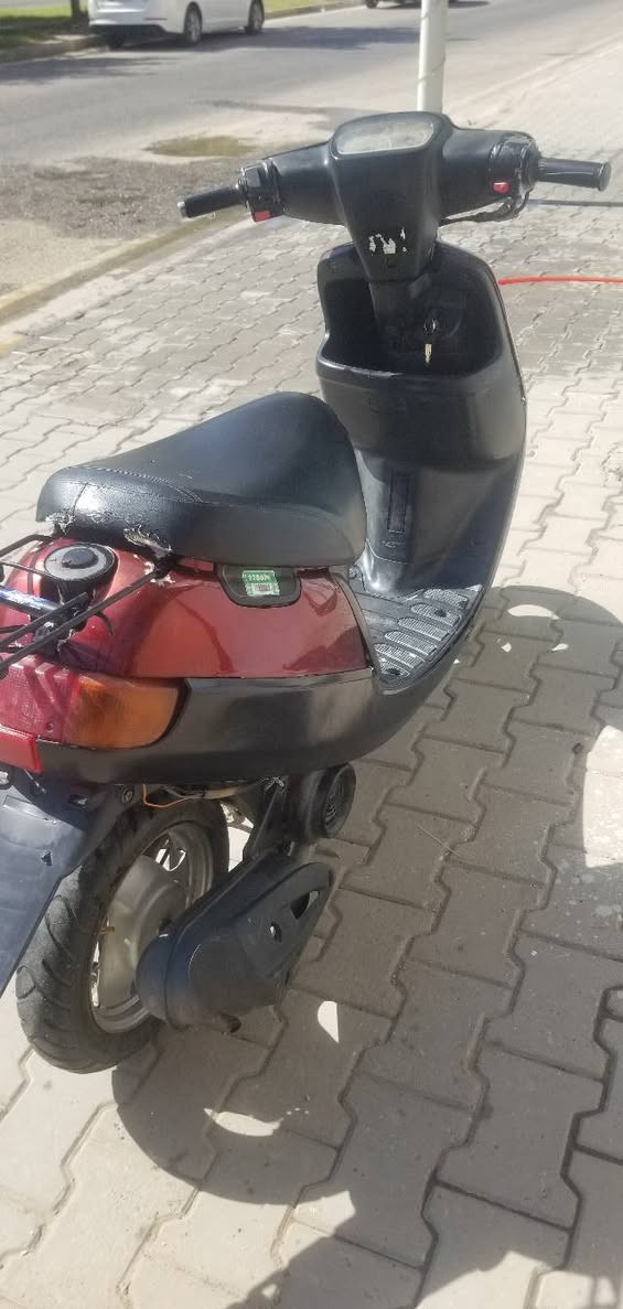 دراجة بطة 2003 فول مواصفات
شغاله نكره سلف وهندر
كهربائيات شغاله هورن اشاير لايت بك لايت درجة
كلشي شغال عداد بانزين وسرعة شغال(شاصي مكفول) 
صالنصه جديدة+دبل جديد
تواجد كربلاء حي النقيب
السعر 350 وبيها مجال وتستلم فول بانزين
0774412809


**إذا كنت صاحب هذا الإعلان وتريد حذفه لأي سبب، رجاءا أرسل رسالة إلى الدعم الفني**