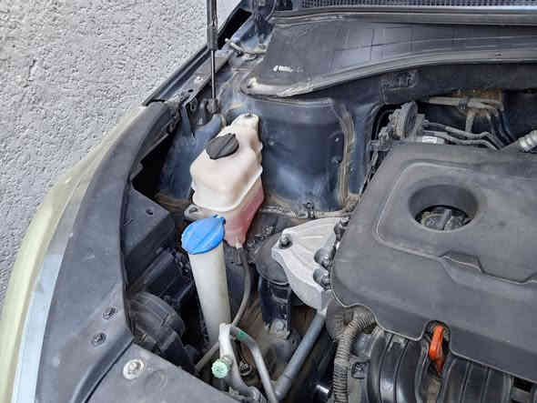 سورنتوا ٢٠١٦ رصاصي محرك ٢٤٠٠jdiحادثها جاملغ ايمن
فور ويل
ثلاث انضمه صرف
كامره وحساسات
خمسه راكب
السعر ١٤٥$
بغداد زيونه
***********
