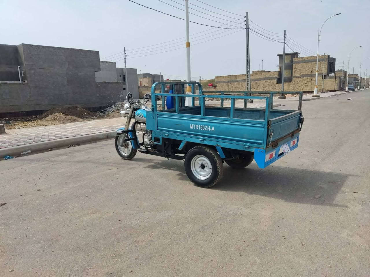 سلام عليكم ستوته للبيع2016تعمير 25 وراق صولي مكفوله كفاله عامه محرك 25 مامفتوح برقي ستوته مال جني السعر مناسب الشراي يتصل وبي خير ويدلل ***********
