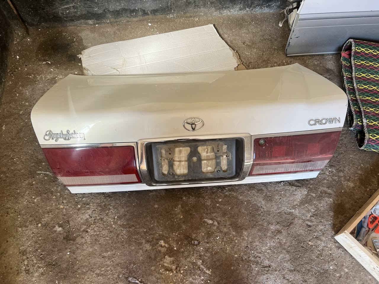 يا الله للبيع بيبان وجنطه وبنيد وجاملغ فول نضافه السعر 400. وبيها مجال للشراي  ماجاوب خاص الرقم ***********
