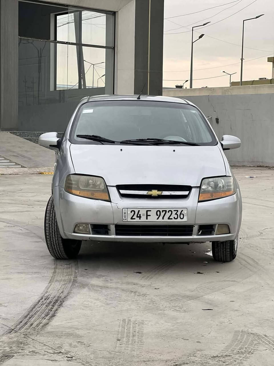 للبيع نقد فقط
افيو 2005
كير توماتيك 
شاشه 
كامره 
محرك استرى 
جامات كهرب 
كير ومحرك شرط 
رقم وسنويه جديده 
اربع قطع صبغ  ابيع  عام 
السعر 💸 50💸 وبيها مجال 
مكان السياره موصل 
التواصل على الارقام
***********

***********
