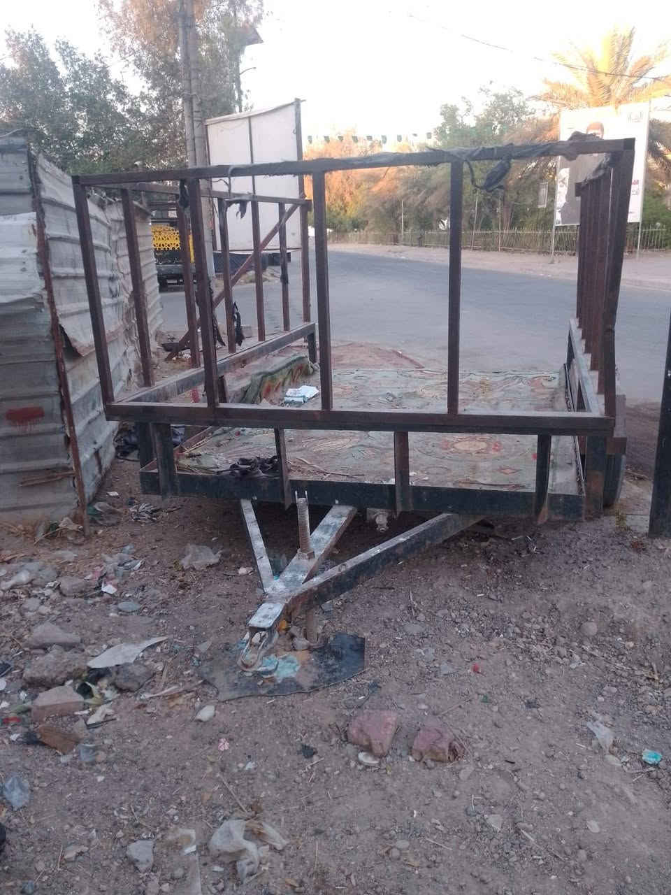 عربانه مقطوره اصليه وليست عمل دبلات ورك عرض ٣ وطول ٣ونص مكانه الشعله كامله جنكل واطلع تحمل غراض هواي س مليون وبي مجال ت***********
