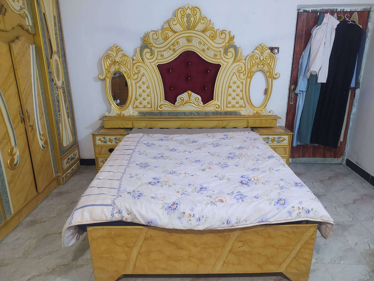 كنتور وجربايه نضيفات سعر 300مكاني نجف حي نداء ***********
