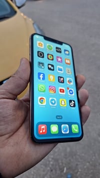 اكس ماكس للبيع دبل شريحه خطين مبدل فقط بطاريه100 شاشه 3 خيارات  ذاكره ...