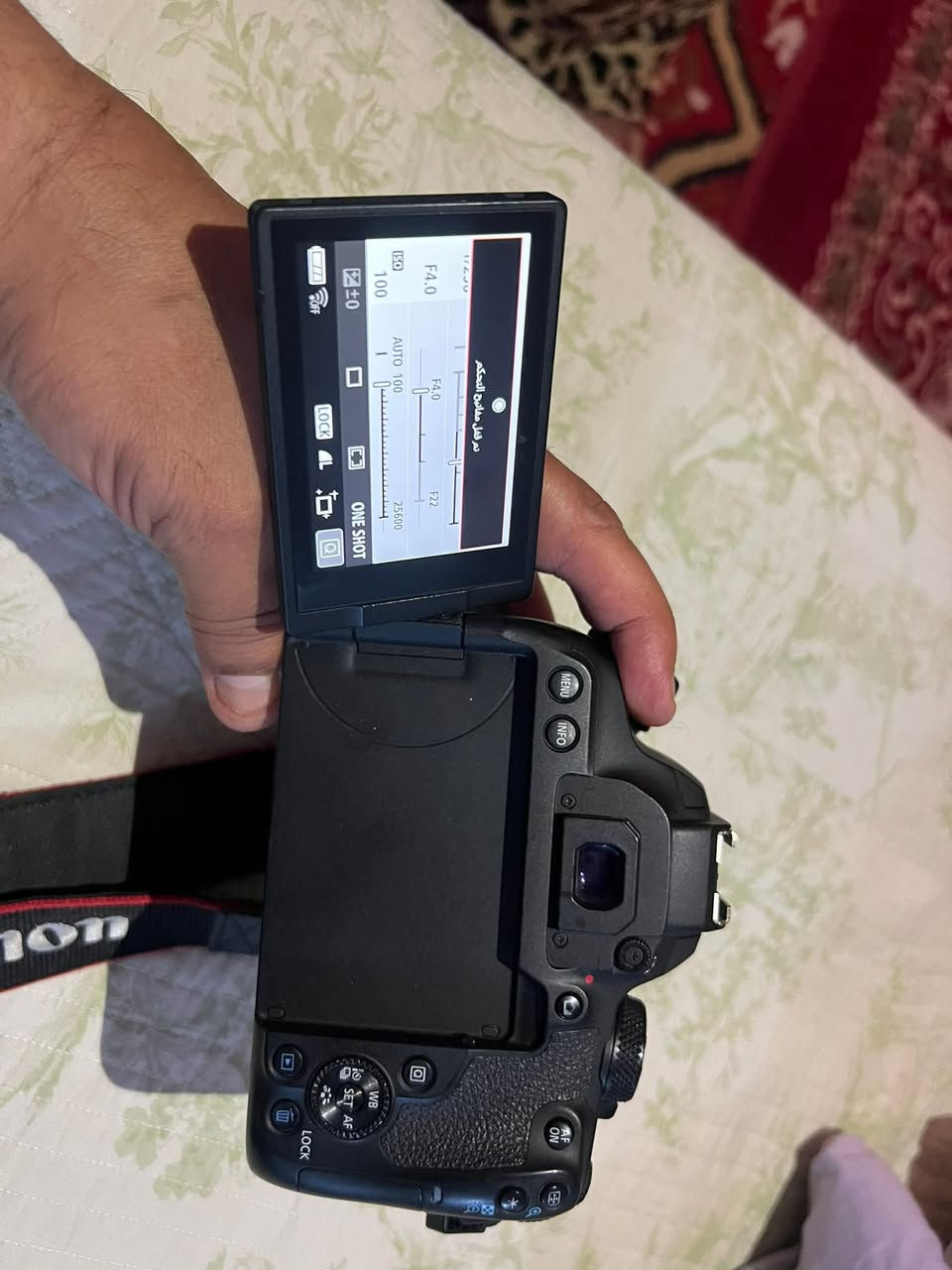 السلام عليكم
كاميرا كانون 850 D
24.2 ميكا بكسل تصوير فيديو 4K
شتر اقل من 15 ك
نظيفه جدا
الملحقات 
عدسه 28-135
55-250 جديده
بطاريات عدد 3 الاصليات
حزام كتف 
بدون حقيبه ولا كارتونه
مكاني نجف 
السعر 800 
لان مستعجل


**إذا كنت صاحب هذا الإعلان وتريد حذفه لأي سبب، رجاءا أرسل رسالة إلى الدعم الفني**