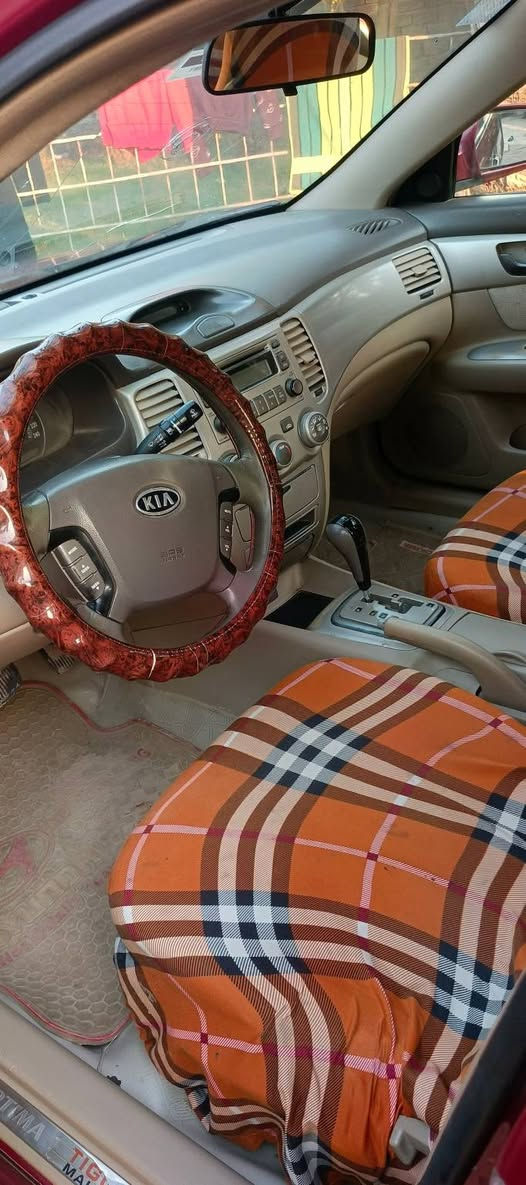 للبيع سياره اوبتمه 2006 مصبوغه عام محرك 2000 تبريد ثلج صدر جديد رقم بغداد مكان واسط النعمانيه السعر 80 وبيها مجال الاستفسار ‏‪***********‬‏
