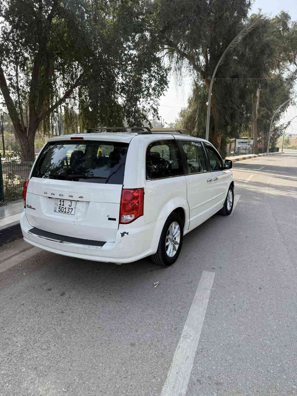 سلام عليكم دوج كرفان 2011محدث 2019
رقم بغداد دولي سنوية هزة جديد2030
سيارة كلين بدون حادث بدون بارد جديدة
مواصفات أبواب ثينهن كهربائية كشن سياحي
تخم تاير جديد صدر جديد منضومة غاز 
ثلاث قطع تبريد تبريد ثلج 
مكينة وكير كفالة 
السعر 138 مكاني ديالئ بعقوبة 
***********
