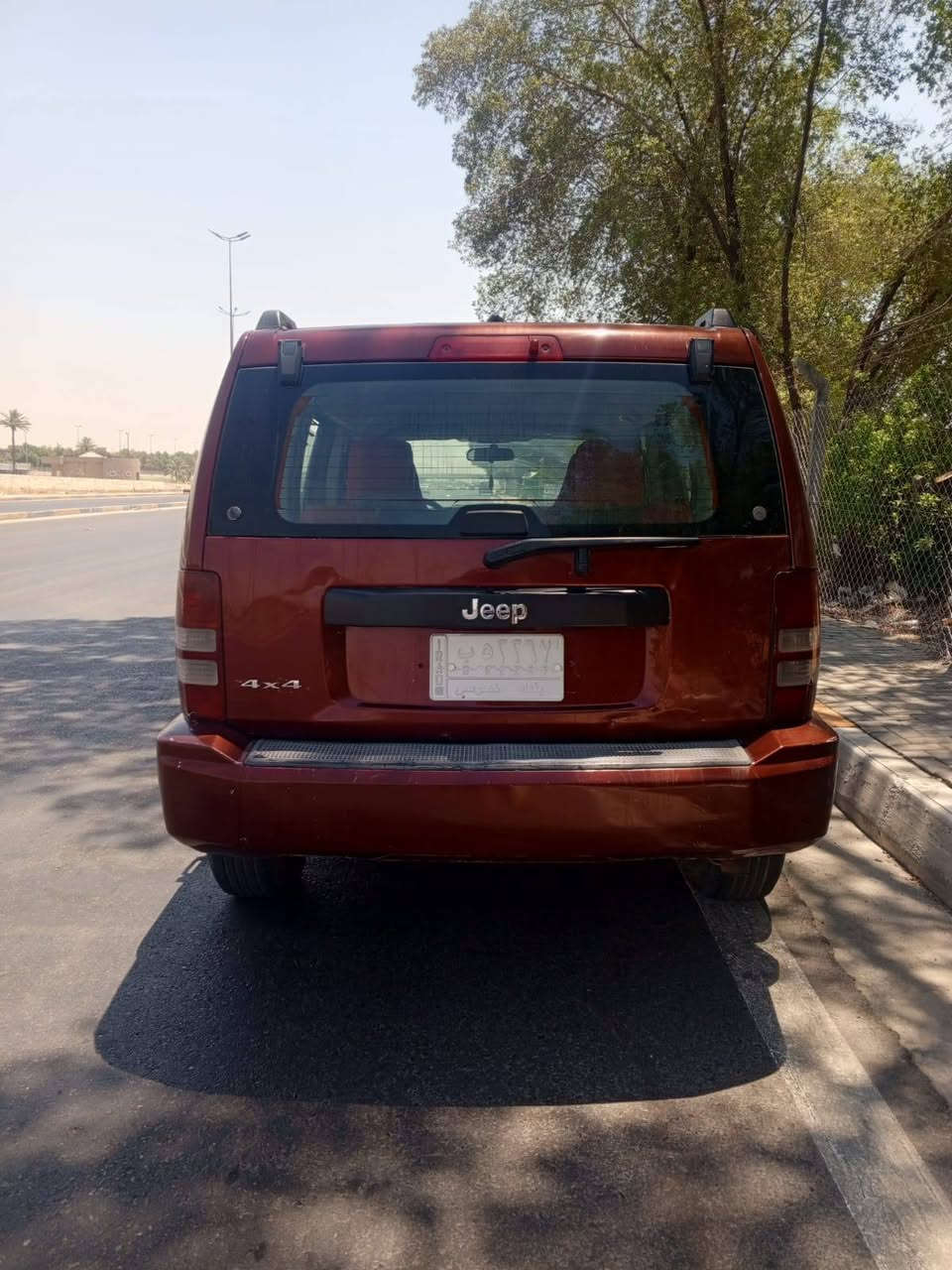 جيب موديل 2008 رقم بغداد تحويل ثاني يوم السياره كامله ما بيه اي نقص السياره عائليه نضيفه تبريد ثلج مكينه وكير مكفولات السياره بيه صبغ جاملغ خلفي الايسر مكان السياره بغداد الجديده السعر 68 بيه مجال بسيط الرقم *********** للبيع فقط من دون مرواوس بغداد, العراق
