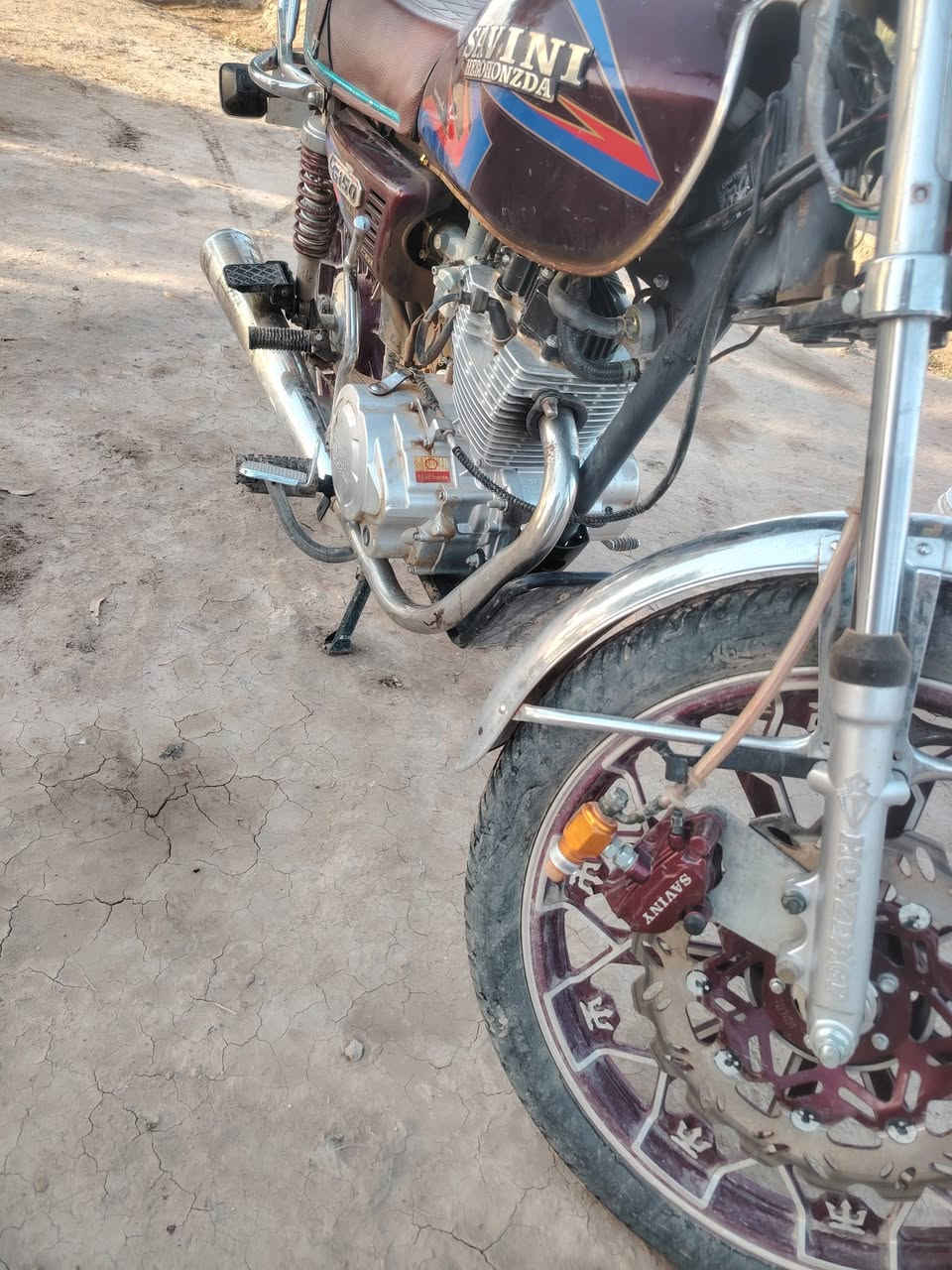 يالله سلام عليكم دراجه 2025 بعدهي جديده  الدراجه مال جناي نضيفه السعر 650 وبيه مجال مستعجل علا البيع  رقم الهاتف  ***********مكان بابل حمزه الغربي اكتب تم ارد عليك خاص
