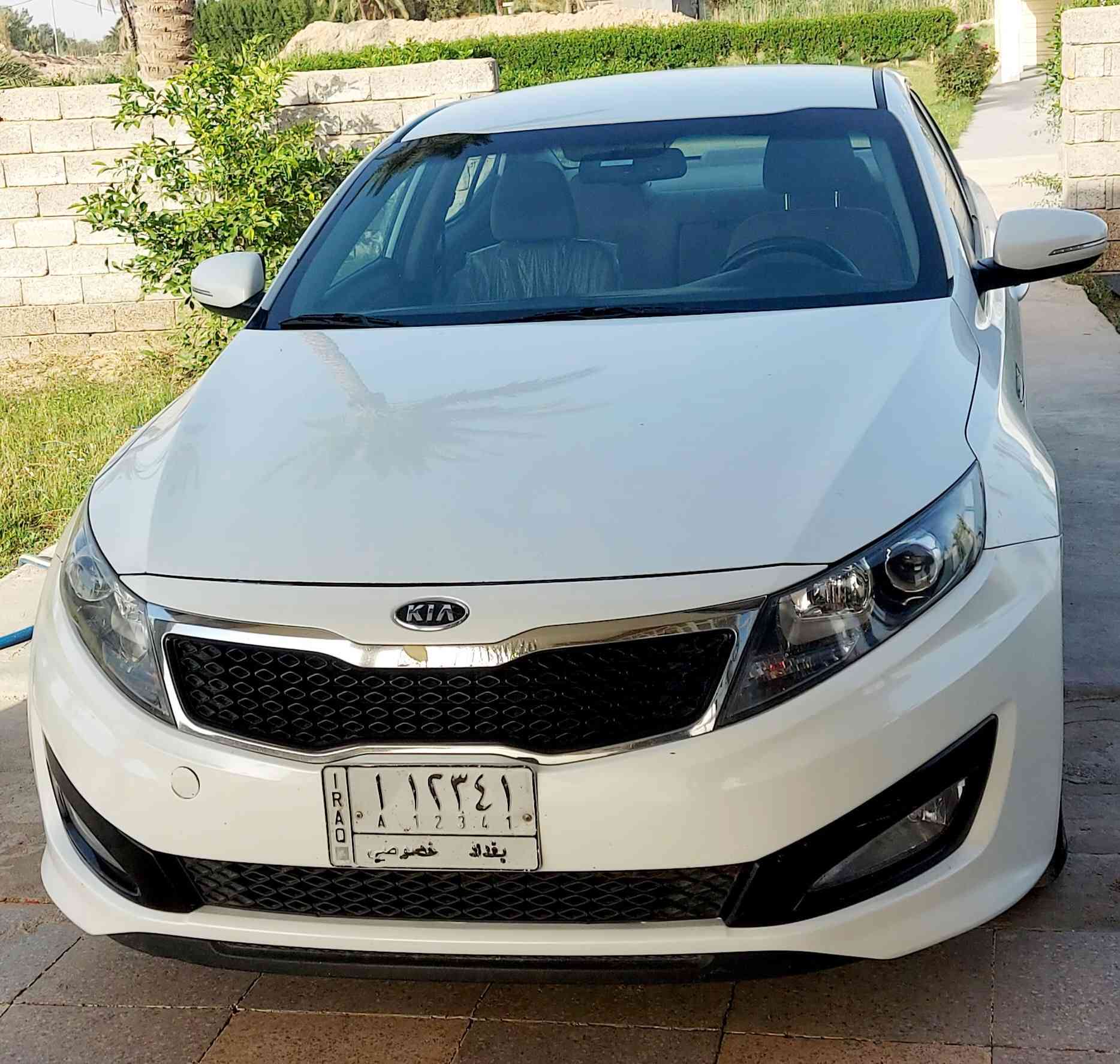اوبتيما 2012 خليجي بأسمي  كفاله من الصبغ والحادث بيها بارد بالباب الخلفي عكس السائق محرك 2000cc
على الشركه السياره الحمدلله جاهزه من كلشي 
السعر  120 ورقه 
العنوان بابل جبله 
للاتصال ***********
            ***********
