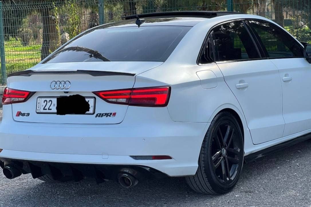 ئاودی A3 (Sline) مۆدیل 2020 RS3 
تەنیا 63 mi . رۆيشتيە
٤ بستنی ۲٠ توربو
سبوخی نيە 
بونيتی بيلادی گۆرايە 
۳ شوێنی گجکەی تعديلە 
 کارەبا ياتی هەمو شتەك بەشەرت
هیچ مەسرەفێکی تێدانیە 

سـعـر : لە کۆمێنت داوابکە ڕاستەوخۆ بۆت دێت 📥 

گێر و مەکیەنەی بەشەرت 
هیچ کێشەیەکی تێدا نییە 

ژمارەی خاوەنەکەی 
***********
 وەتسئەپ
