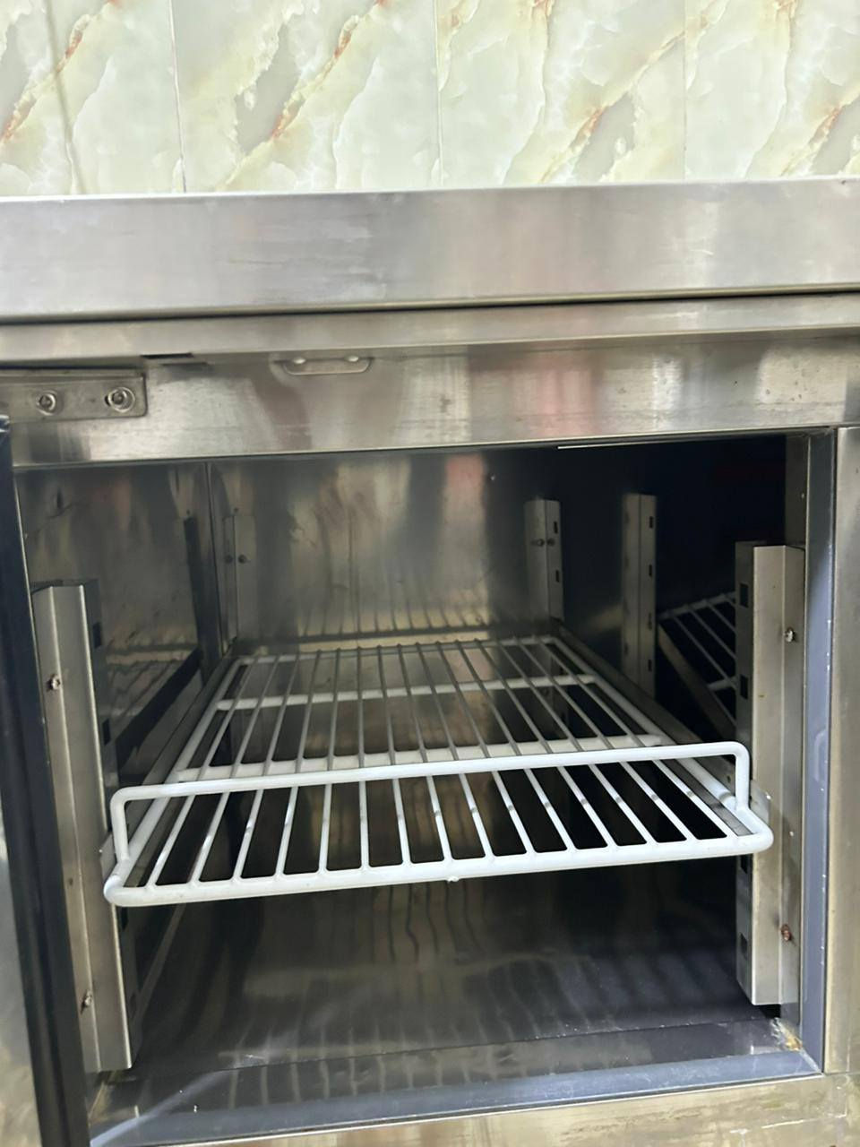 سلام عليكم غراض كوفي للبيع +ميوزه وكراسي بغداد
***********
