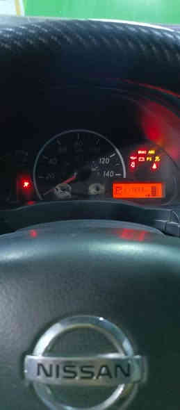السلام عليكم 
نيسان فيرسا موديل 2015 حادثه فقط الدعامية الامامية من امريكا وبلعراق نفس الحادث قبل يومين والحمدلله وصور الحادث الي بلعراق مرفقه بلمنشور 
السعر 85 وبيها مجال السيارة خير من الله كير محرك تبريد والتدفئه كوله شغال سنوية جديده وبااسمي السنوية مكانها بغداد 
***********
