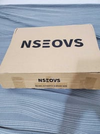 شاشة محمولة من نوع NSEOVS 15.6 FHD IPS.  تتميز الشاشة بدقة 1920×1080 F...