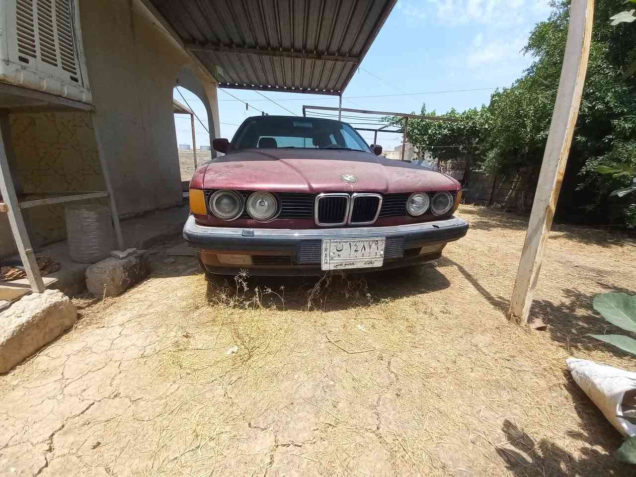 السلام عليكم
BMW 1988 V6
كير اوتوماتيك 
حجم 735 
فول اوتوماتيك 
طخم تواير زوجين جديد
صدر جديد
فتحة سقف
كير ومحركة بحالة جيدة 
تبريد كامل نقص غاز فقط 
محرك فل 
قفل مركزي
رقم بغداد خصوصي الماني
مكان السيارة : موصل
رقم الهاتف ***********
ملاحظة :- السيارة صاير فوكها طبقة تراب خفيفة .
