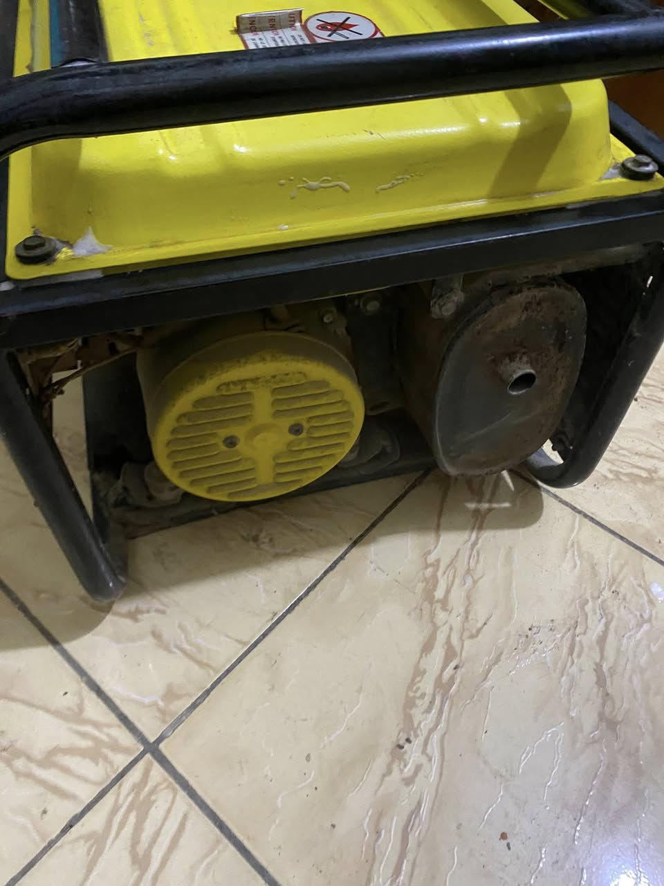 مولد بانزين
10 امبير

استخدام منزلي

نظافة 98‎%‎

شغال سلف بس نقصة بطارية
وشغال هندر

السعر 110 وبي مجال

مكاني بغداد

متوفر توصيل فقط داخل بغداد


**إذا كنت صاحب هذا الإعلان وتريد حذفه لأي سبب، رجاءا أرسل رسالة إلى الدعم الفني**