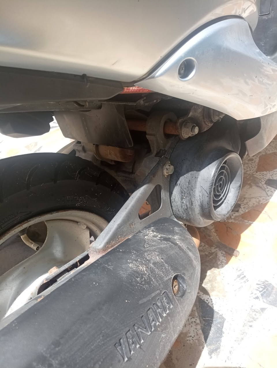للبيع ياماها عصفوري سلف هندر شغال كهربائيات شغاله كابريتر اصليه قفل اكسل بلادي مامفتوحه شرط الفحص بس بيه كسر بلبجم ***********

