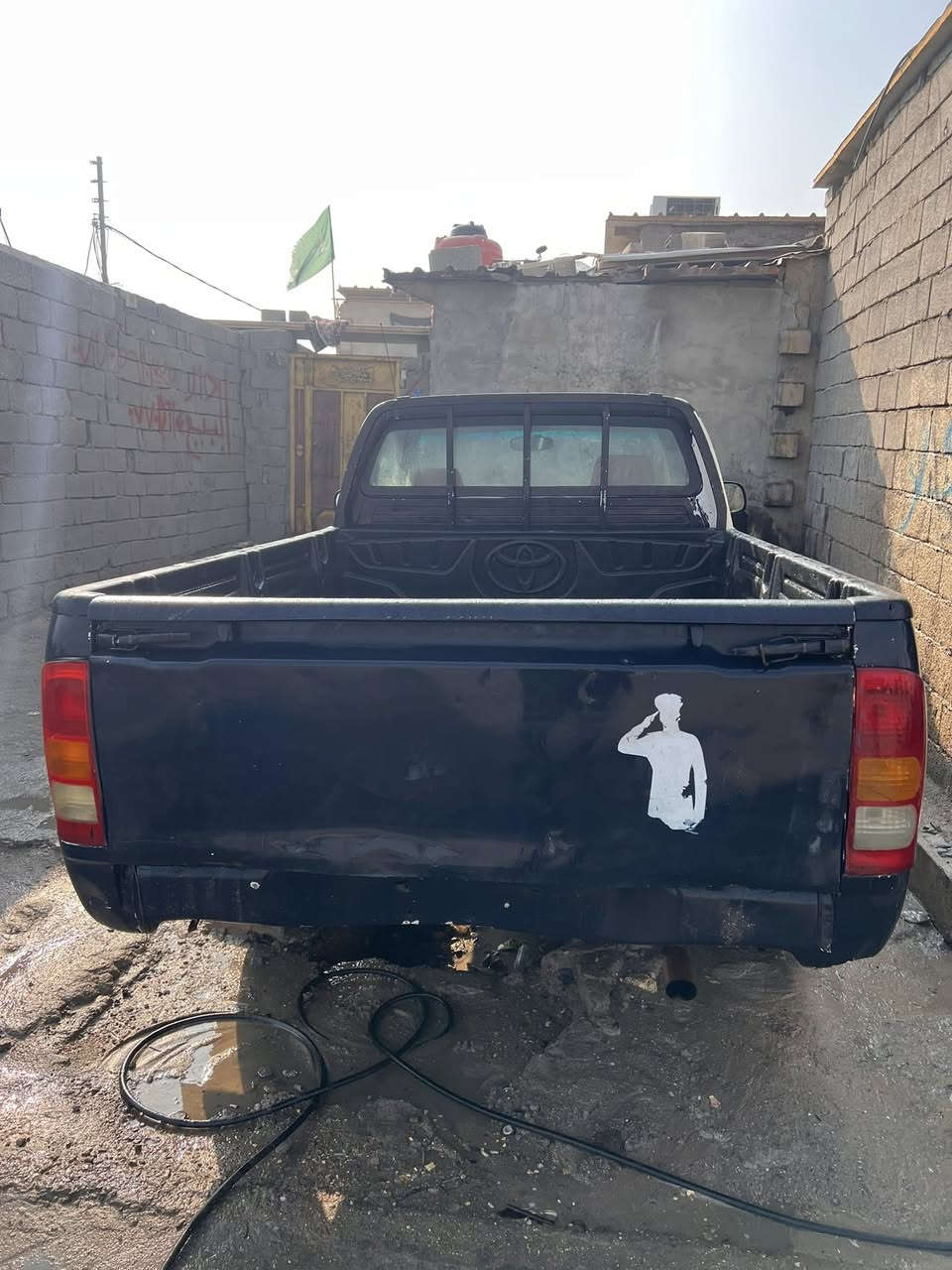 السلام عليك  سياره مال مزاد البيع سياره فلاونزه 2006سياره ارقامه على دوله سيارة مثل ما بصوره ريده با 70ورقه وبيه مجال الشراي  يتصل اهنا وخادم مكاني البصرة ***********
