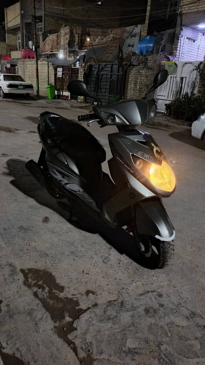 سلام عليكم دراجه سكنس دراجه مكفوله كفاله عامه كل نقص ما بيه لا مفتوحه ولا بيه نقص رايده 650بيه مجال قليل مكاني بغداد شعب متواجد رقم ***********
