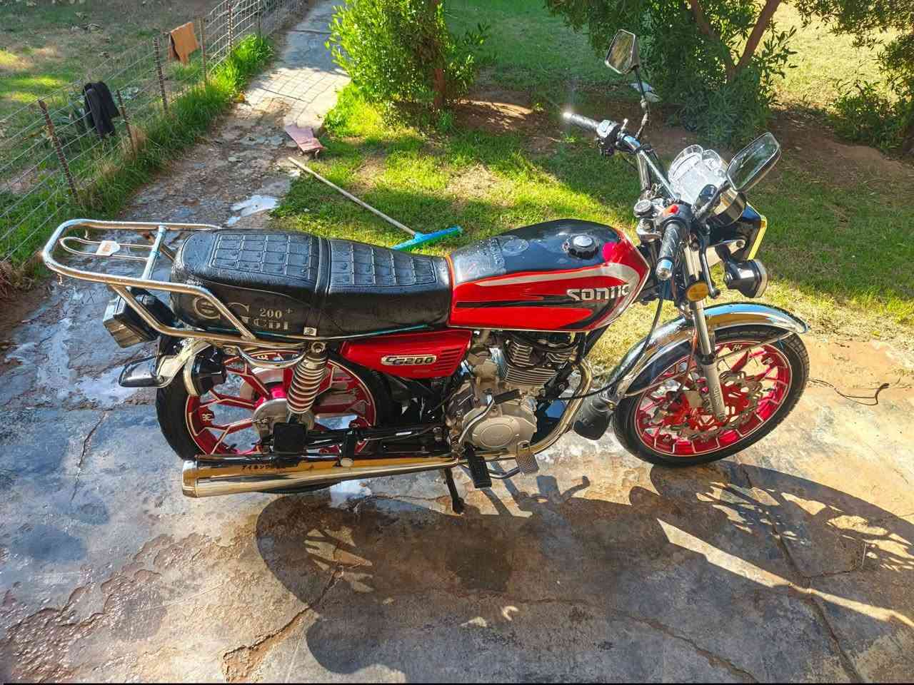 سلام عليكم دراجه سيفان موديل 2024 أوراق استنساخ عنوان ديالى شهربان السعر 700 وبيه مجال الرقم  *********** بي واتساب
