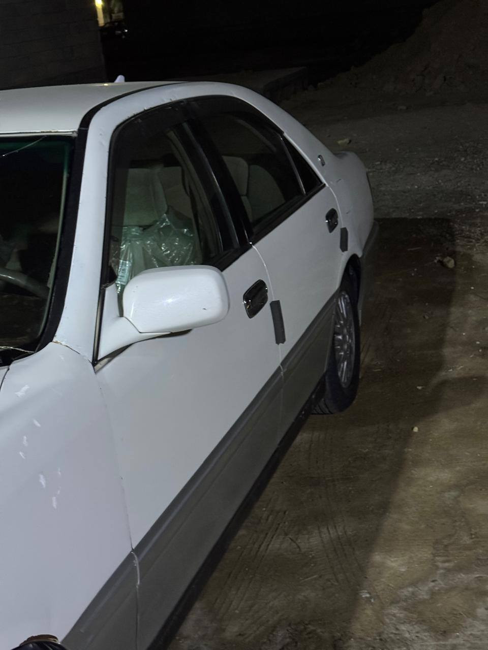 السلام عليكم
ادوات ادوات ادوات
للبيع
كراون ملكه ادوات كصة قماره اربع دكم
فول مواصفات اربع دگم محرك ديفور الجبير كشنات كهربائيه ثنين تبريد ثلج سنتر لوك  مثبت سرعه شاشه تخم تايرات جدد حداديه جديده كير و محرك فوول اكفل السياره من السرقه و العشائر علما السياره كصة قماره فقط السعر 42 بيها مجال
العنوان بصرة هارثة رقم الهاتف.   ***********
