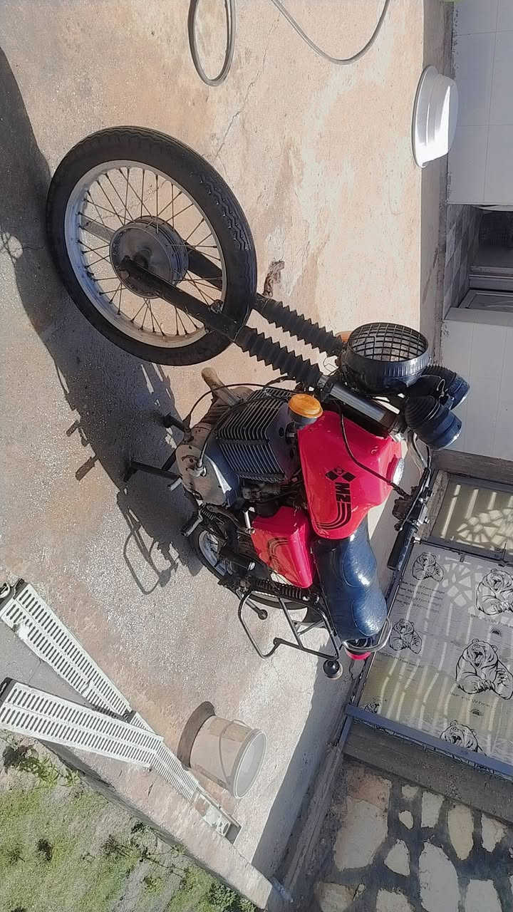 السلام عليكم mz82 شاصي ام الدوبه مابي اي نقص بس النمره الثانيه تفلت الدراجه كلك السعر مليون وبي مجال للاستفسار ***********

