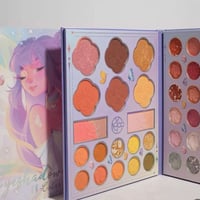 باليت متوفر هذا الباليت ويحتوى على عدد ألوان وكذالك اضائة وبلاشر بعدة ...